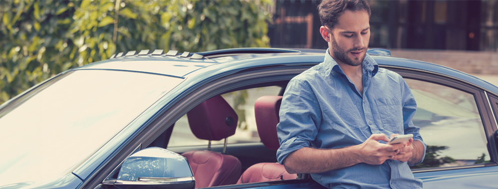 Conducteur qui assure son véhicule immédiatement
